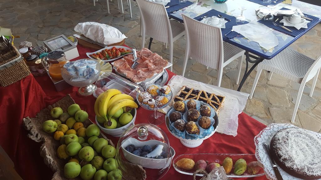 مبيت وإفطار بروفا Il Belvederino المظهر الخارجي الصورة
